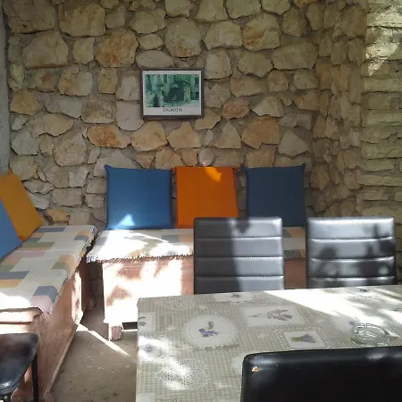 Apartman Isabele Brodarica